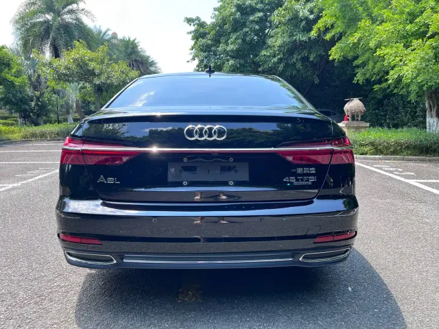 Audi A6L — Фото автомобиля 5