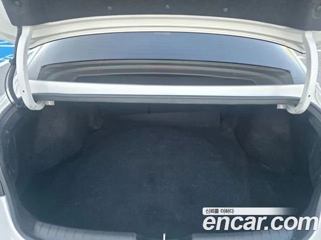 Hyundai Avante — Фото автомобиля 7