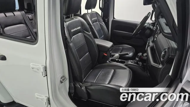 Jeep Wrangler JL — Фото автомобиля 12
