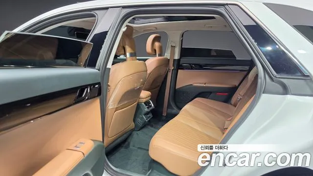 Hyundai Grandeur GN7 — Фото автомобиля 17