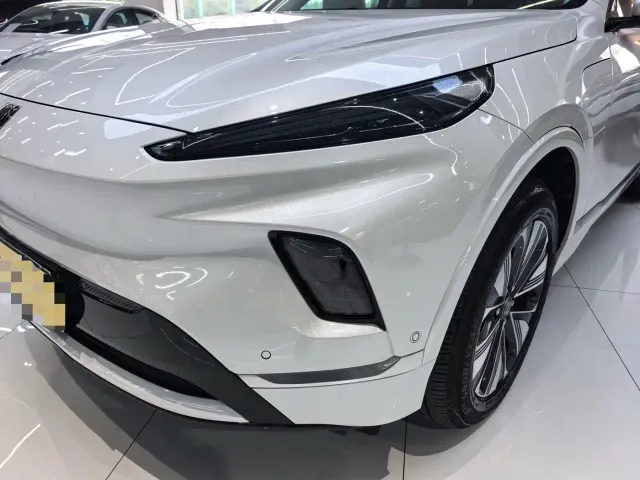 Buick E5 — Фото автомобиля 4
