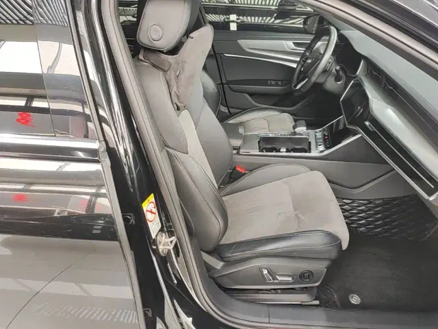 Audi A6L — Фото автомобиля 24