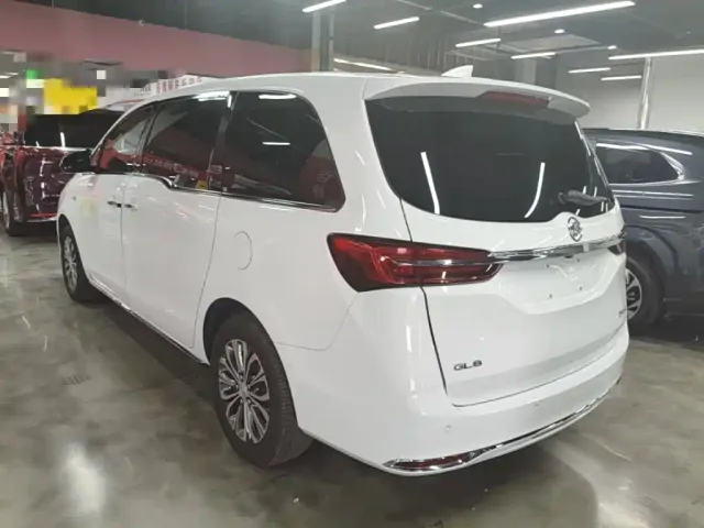 Buick Buick GL8 2023 Facelift Land Business Class Luxury — Фото автомобиля 4
