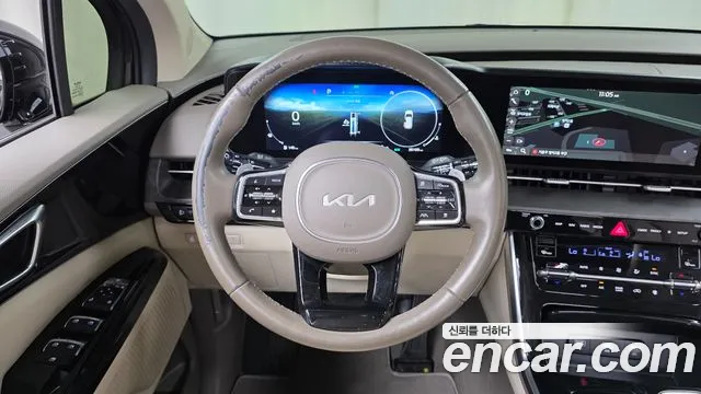 Kia Carnival Generation 4 — Фото автомобиля 13