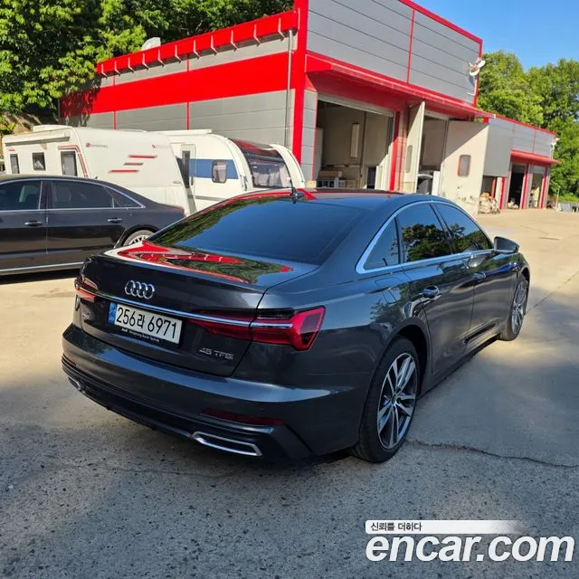 Audi A6 C8 — Фото автомобиля 6