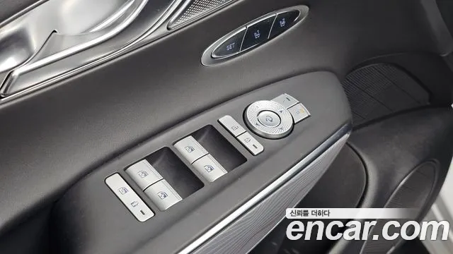 Genesis GV70 2.5T Бензин AWD — Фото автомобиля 25
