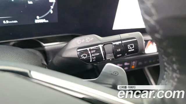 Kia Niro — Фото автомобиля 28