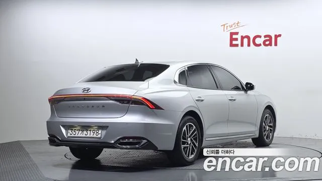 Hyundai Grandeur Новый Grandeur IG 3.0 LPi (Такси) — Фото автомобиля 2