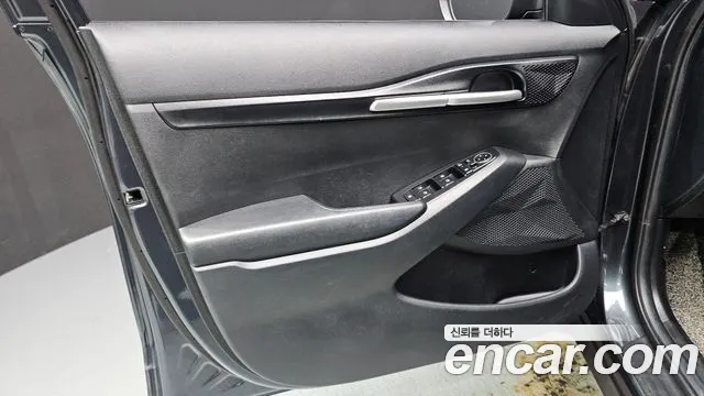 Kia Seltos New — Фото автомобиля 13