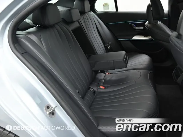Mercedes-Benz E-Class E-класс W214 — Фото автомобиля 12