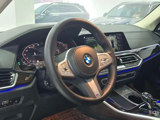 BMW X5 — Фото автомобиля 4