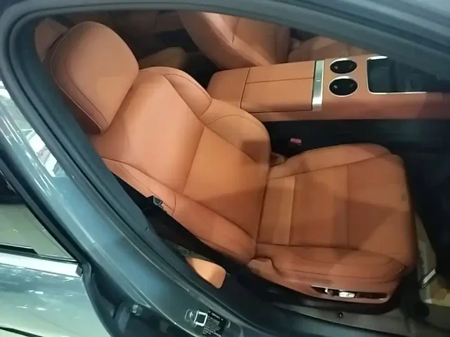 Li Auto L7 — Фото автомобиля 24