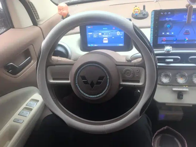 Wuling Hongguang Mini EV — Фото автомобиля 15