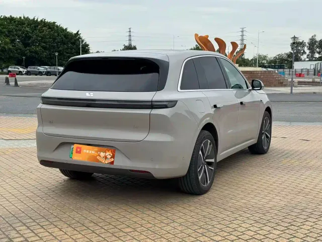 Li Auto L6 — Фото автомобиля 7