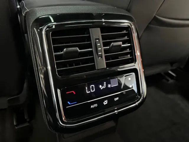 Volkswagen Passat — Фото автомобиля 11