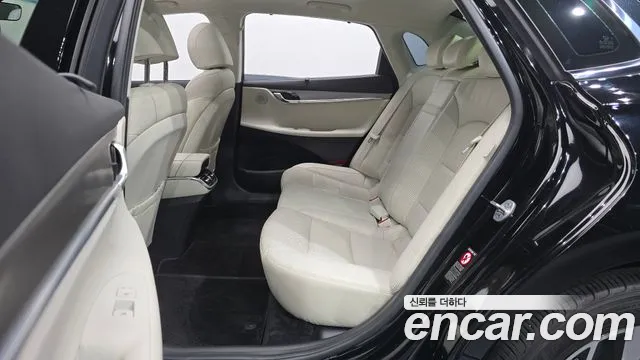 Hyundai Grandeur (New) Hybrid — Фото автомобиля 18