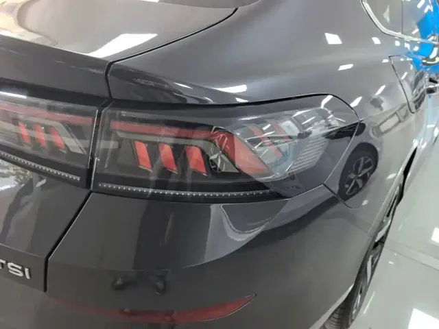 Volkswagen Lamando — Фото автомобиля 7