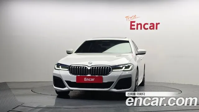 BMW 5-Series — Фото автомобиля 3