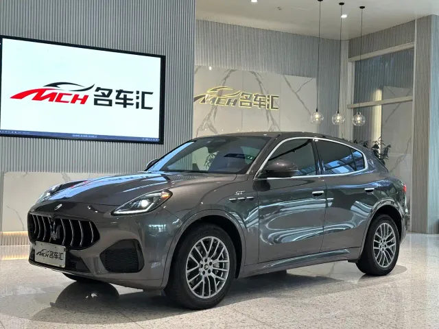 Фотография автомобиля — Maserati Grecale