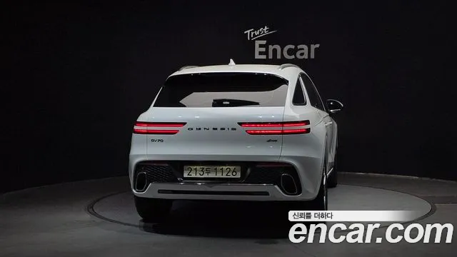 Genesis GV70 — Фото автомобиля 4