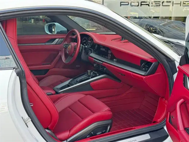 Porsche 911 — Фото автомобиля 10