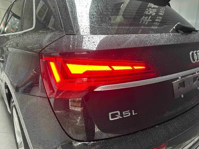 Audi Q5L — Фото автомобиля 4