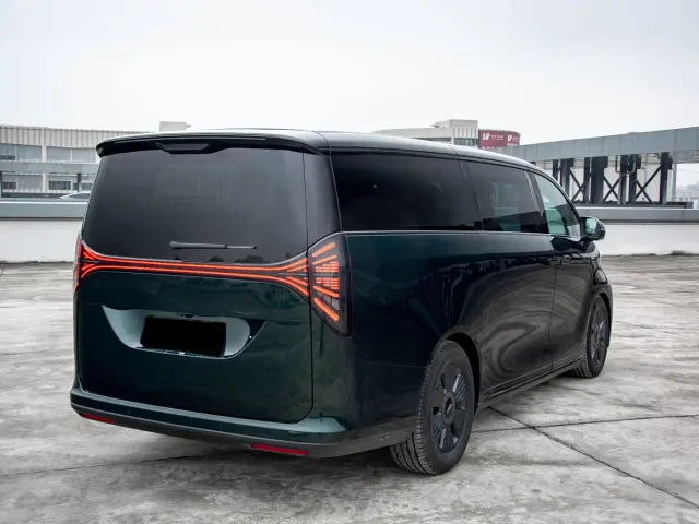 Geely Yizhen L380 — Фото автомобиля 19