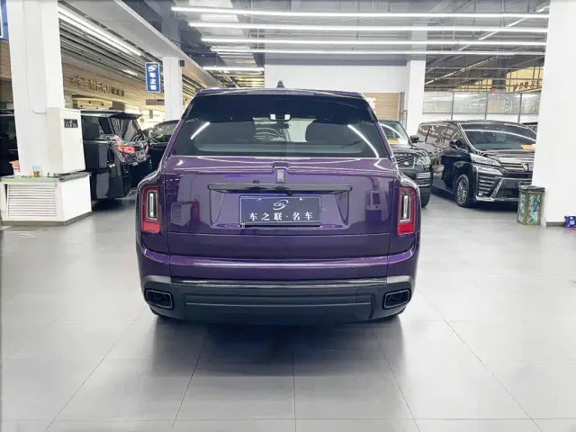 Rolls-Royce Cullinan — Фото автомобиля 5