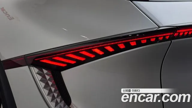 Kia EV6 — Фото автомобиля 23