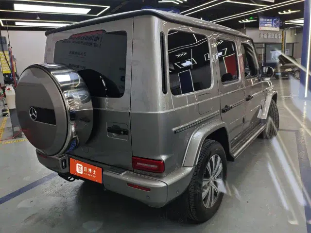 Mercedes-Benz G-Class — Фото автомобиля 2
