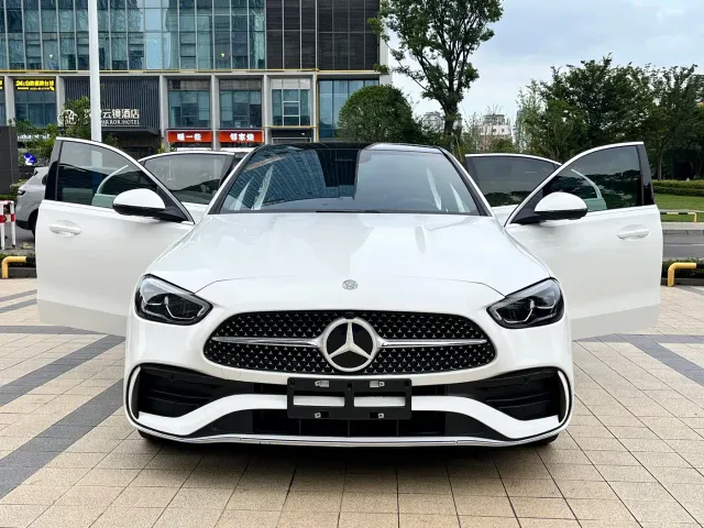 Mercedes-Benz C-Class — Фото автомобиля 8