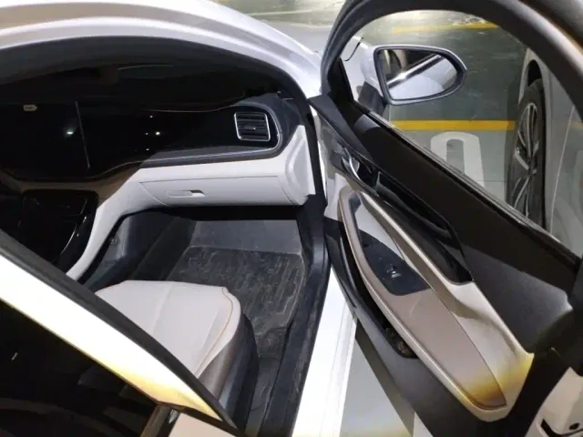 BYD Qin PLUS — Фото автомобиля 19