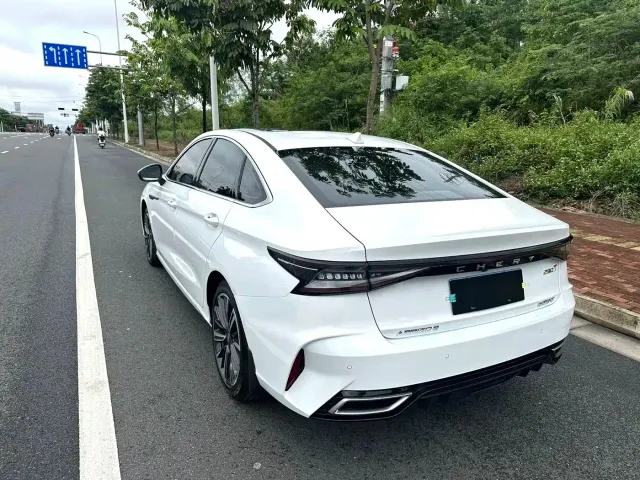 Chery Arrizo 8 — Фото автомобиля 8