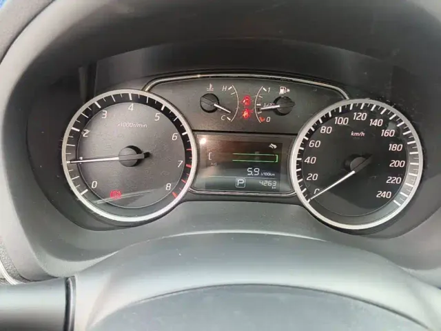 Nissan Sylphy — Фото автомобиля 4