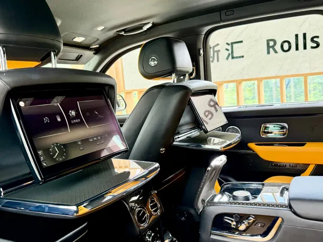 Rolls-Royce Cullinan — Фото автомобиля 7