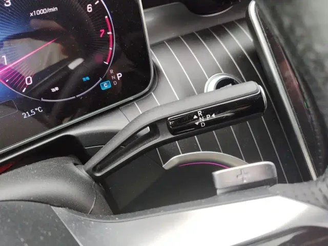 Mercedes-Benz C-Class — Фото автомобиля 6