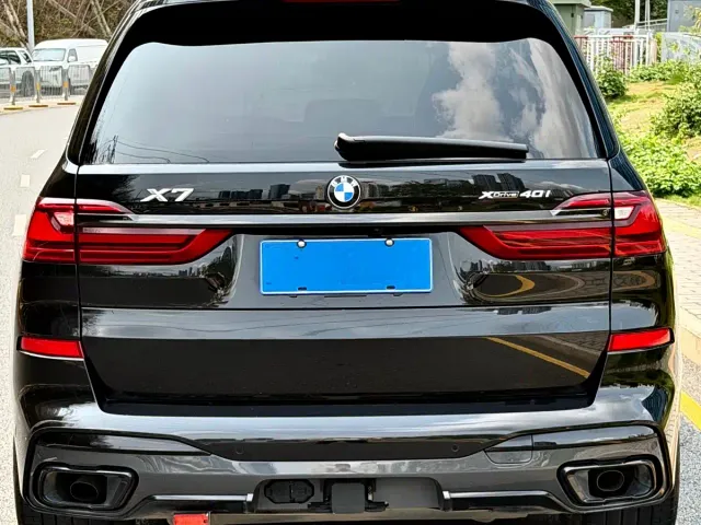 BMW X7 — Фото автомобиля 6