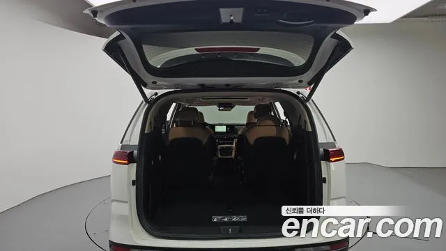 Kia Carnival 4th Gen — Фото автомобиля 20