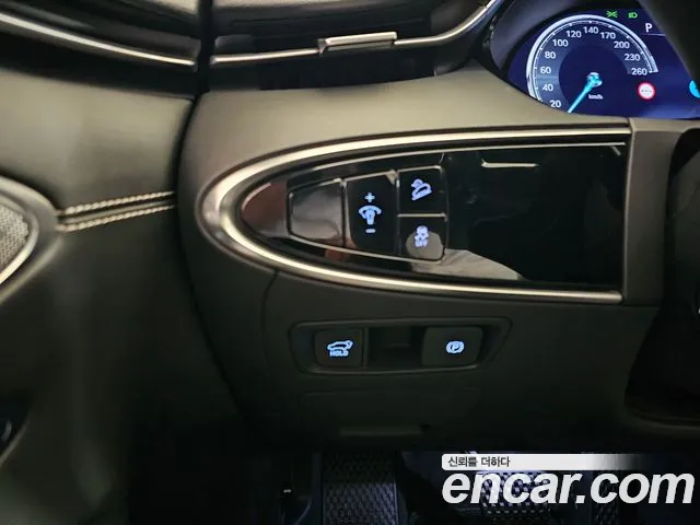 Genesis GV70 Electrified — Фото автомобиля 19