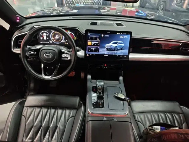 GAC Trumpchi GS8 — Фото автомобиля 9