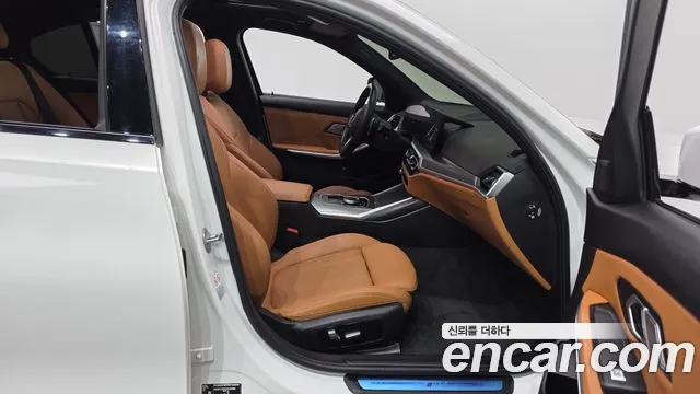 BMW 3-Series 3 серия (G20) 320i M Sport — Фото автомобиля 11