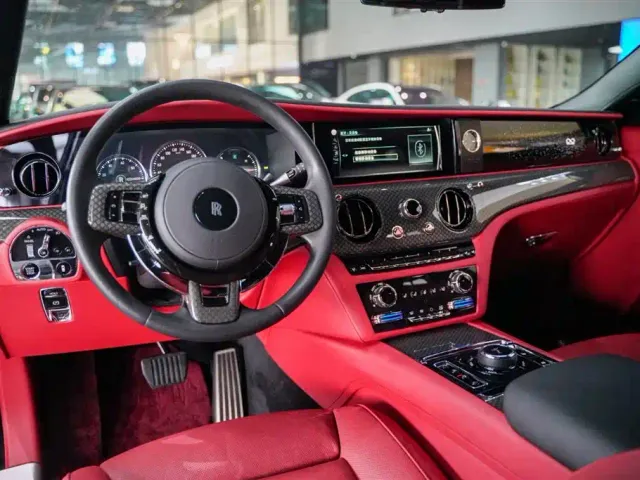 Rolls-Royce Ghost — Фото автомобиля 20