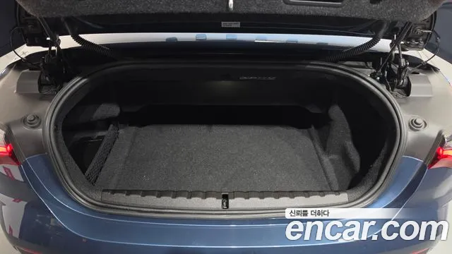 BMW 4 Series G22 — Фото автомобиля 23