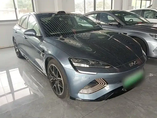 BYD Seal — Фото автомобиля 21