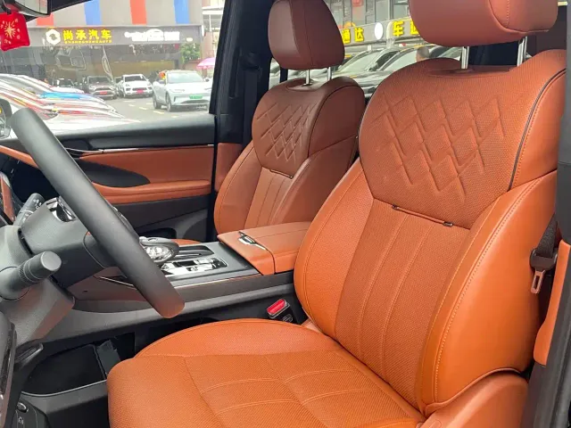 GAC Trumpchi Xiangwang M8 — Фото автомобиля 10