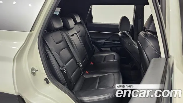 KG_Mobility_Ssangyong Torres Torres Бензин 1.5 2WD — Фото автомобиля 25