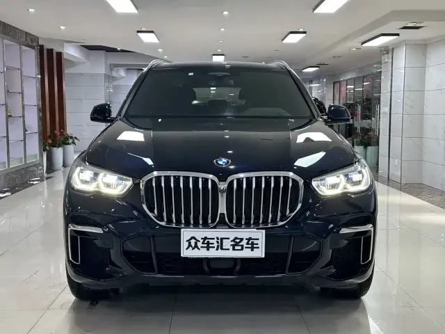 BMW BMW X5 2022 Facelift xDrive 40Li Premium M Sport Package — Фото автомобиля 2