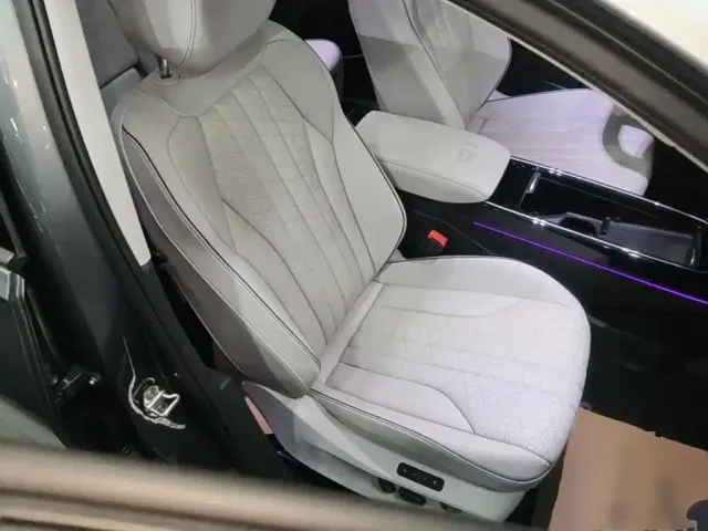 Volkswagen ID.6 X 2023 Upgraded Ultimate Intelligent Long Range Edition — Фото автомобиля 24