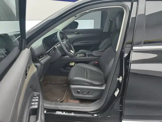 Ford Lingrui 2022 EcoBoost 170 Platinum — Фото автомобиля 9