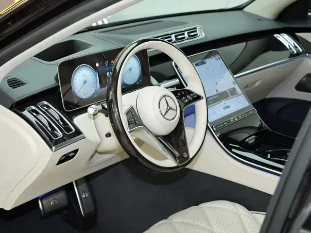 Mercedes-Benz Maybach S-Class — Фото автомобиля 20